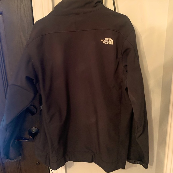 COPY - North Face Jacket - Picture 2 of 2